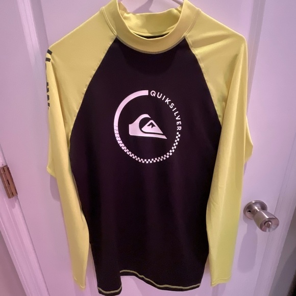 MENS RASHGUARD - Picture 1 of 3